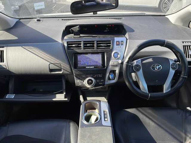 トヨタ プリウス α S 大阪府 2013(平25)年 14.6万km ホワイトパールクリスタルシャイン 社外SDナビ/-フルセグTV/AM/FM/CD/DVD/Bluetooth/ＥＴＣ/ステアリングリモコン/スマートキー/イモビライザー/電格ミラー/ドアバイザー/純正アルミホイール/純正マット