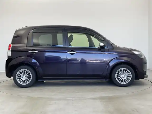トヨタ スペイド F クイーンⅡ 新潟県 2016(平28)年 4.8万km ボルドーマイカメタリック ディーラー純正ナビ/(CD.SD.ワンセグ.Bluetooth)/ステアリングリモコン/バックカメラ/トヨタセーフティセンス/レーンキープアシスト/オートマチックハイビーム/パワースライドドア/ビルトインETC/キセノンオートライト/プッシュスタート/スマートキー×2/純正フロアマット