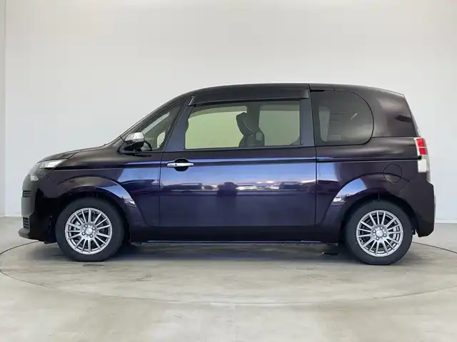 トヨタ スペイド F クイーンⅡ 新潟県 2016(平28)年 4.8万km ボルドーマイカメタリック ディーラー純正ナビ/(CD.SD.ワンセグ.Bluetooth)/ステアリングリモコン/バックカメラ/トヨタセーフティセンス/レーンキープアシスト/オートマチックハイビーム/パワースライドドア/ビルトインETC/キセノンオートライト/プッシュスタート/スマートキー×2/純正フロアマット