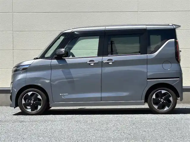 日産 ルークス ハイウェイスター X 茨城県 2020(令2)年 2.7万km チタニウムグレーメタリック 純正メモリナビ（型番：MM320D-L）/アラウンドビューモニター/前方ドライブレコーダー（型番：DJ4-D）/片側パワースライドドア/プッシュスタート/LEDヘッドライト/純正フロアマット/純正ドアバイザー/　