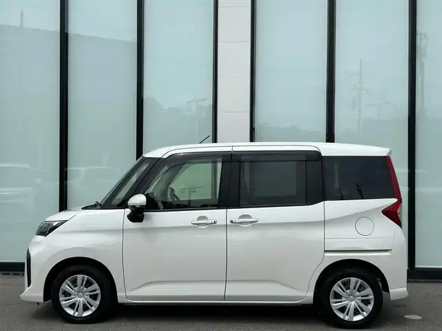 トヨタ ルーミー G 大阪府 2022(令4)年 2.7万km パールホワイトⅢ トヨタセーフティセンス/両側パワースライドドア/DN席シートヒーター/純正9インチナビ/　フルセグTV/Bluetooth/CD/DVD/USB/バックカメラ/ビルトインETC/前後ドライブレコーダー/ベンチシート/純正フロアマット/LEDヘッドライト/コーナーセンサー/アイドリングストップ
