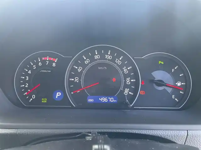 トヨタ ヴォクシー ZS 煌Ⅲ 埼玉県 2020(令2)年 5万km ブラック ・純正ナビ（AM/FM/CD/DVD/フルセグTV/BT/SD）/・ETC/・前後ドライブレコーダー/・両側パワースライドドア/・MTモード/・オートライト/・コーナーセンサー/・バックカメラ/・レーンアシスト/・衝突防止システム/・横滑り防止装置/・シートカバー/・スペアキー×1/・保証書/・取扱説明書