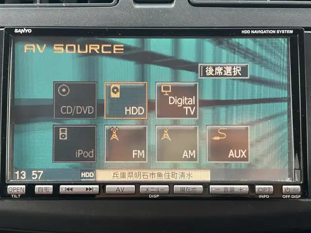 ダイハツ ムーヴ L 兵庫県 2014(平26)年 6.3万km パールホワイトⅢ ナビ/HDD/フルセグTV/CD/DVD/ETC/アイドリングストップ/ABS/パワーステアリング/ヘッドライトレベライザー/純正フロアマット/純正ドアバイザー/純正アルミホイール/スペアキー/取扱説明書