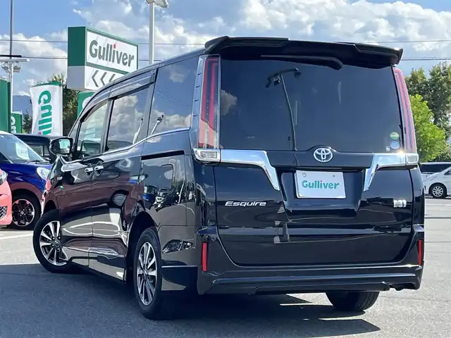 トヨタ エスクァイア ハイブリッド Gi プレミアムパッケージ 奈良県 2017(平29)年 6.8万km ブラック モデリスタエアロ/ALPINE11インチナビ（EX11Z）/（フルセグ/BT/CD/DVD)/ALPINE11インチフリップダウンモニター/クルーズコントロール/バックカメラ/プリクラッシュセーフティ/レーンキープアシスト/両側パワースライドドア/ハーフレザーシート/前席シートヒーター/ステアリングヒーター/後席サンシェード/前後ドライブレコーダー/ETC/純正15インチAW/保証書/取り扱い説明書