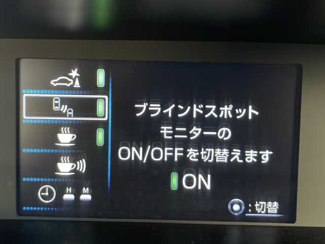 トヨタ プリウス A 茨城県 2019(平31)年 3.3万km シルバーM Toyota Safety Sense/純正SDナビ/Bluetooth接続/プリクラッシュセーフティ/ステアリング制御機能付レーンディパーチャーアラート/レーダークルーズコントロール/オートマチックハイビーム/インテリジェントパーキングアシスト/ビルトインETC/横滑り防止装置/ブラインドスポットモニター/LEDオートヘッドライト/フロントフォグライト/純正フロアマット/電格ミラー/スマートキー/コーナーセンサー/取扱説明書/保証書/記録簿