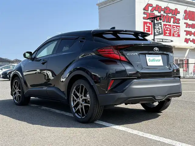 トヨタ Ｃ－ＨＲ S GRスポーツ 大分県 2020(令2)年 7.2万km ブラックマイカ ・ナビ(BT/Miracast)/・フルセグテレビ/・全方位カメラ/・プリクラッシュセーフティ/・レーンキープアシスト/・レーダークルーズコントロール/・ドライブレコーダー/・ETC/・ステアリングスイッチ/・ブレーキホールド/・オートハイビーム/・純正アルミホイール/・GRフロアマット