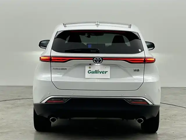 トヨタ ハリアー ハイブリッド Z レザーパッケージ 福岡県 2023(令5)年 1.6万km プラチナホワイトパールマイカ 調光パノラマルーフ　/純正１２．３型ＤＡナビ／フルセグTV　/全方位カメラ　/ＪＢＬプレミアムサウンド　/デジタルルームミラー　/ビルトインETC２．０　/前後ドライブレコーダー　/トヨタセーフティセンス　/レーダークルーズコントロール　/コーナーセンサー　/衝突軽減ブレーキ　/レーンキープ　/ブラインドスポットモニター　/アクセル踏み間違い防止　/ＭＴモード付ＡＴ　/ＨＵＤ　/シートメモリー付きパワーシート　/シートヒーター／ベンチレーション　/ステアリングヒーター　/ＬＥＤヘッドライト