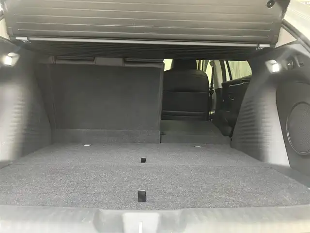 ホンダ ＺＲ－Ｖ ハイブリッド e:HEV Z 東京都 2022(令4)年 2.1万km プラチナホワイトパール ホンダセンシング/・衝突軽減ブレーキ/・ブラインドスポットモニター/・追従式クルーズコントロール/・先行車発進お知らせ機能/・誤発進抑制機能/・後方誤発進抑制機能/・渋滞追従機能付きアダクティブクルーズコントロール/BOSEサウンド/純正ナビ/（ラジオ/BT/USB/フルセグ）/全方位カメラ/ビルトインETC2.0/LEDヘッドライト/D/N席パワーシート/運転席シートメモリー/パドルシフト/オートブレーキホールド/置くだけ充電/スペアキー/保証書あり/取扱説明書あり（車両・ナビ）