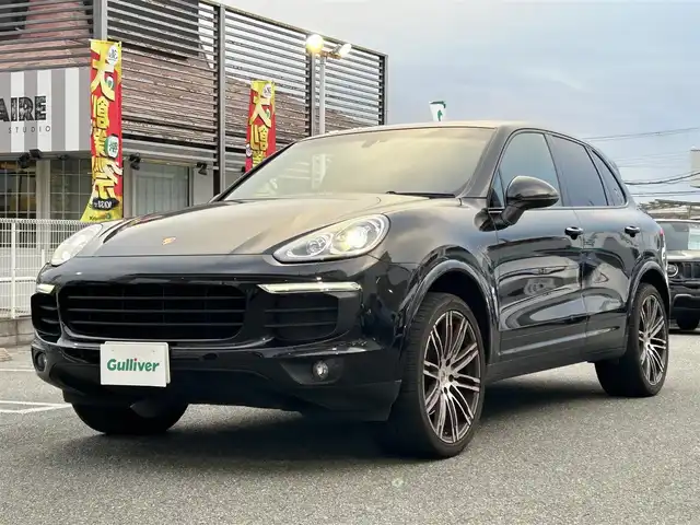 ポルシェ カイエン プラチナエディション 奈良県 2017(平29)年 7.7万km ジェットブラック ワンオーナー/クロノPK/パロナミックサンルーフ/BOSEサウンド/デクロック/ターボ付/シートヒータ/パワーシート/クルコン追従式/メモリーシート/純正スタットレス積込/ハーフレザー/パドルシフト/電動リアゲート/純正フロアマット/オートライト/バックカメラ/保証書/記録簿