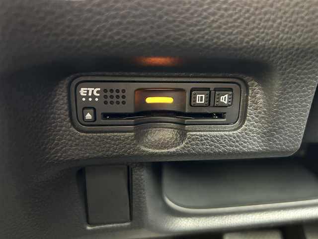 ホンダ Ｎ ＢＯＸ カスタム G L ホンダセンシング 大阪府 2019(令1)年 8.4万km プラチナホワイトパール 純正ＳＤナビ/（フルセグ／ＢＴ／ＣＤ／ＤＶＤ）/バックカメラ/衝突被害軽減システム/横滑り機能/レーンキープアシスト/両側パワースライドドア/ハーフレザーシート/シートヒーター/社外フロアマット/保証書/取扱説明書/ドラレコ/ETC