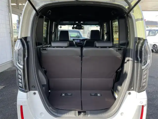 ホンダ Ｎ ＢＯＸ カスタム G L ターボ ホンダセンシング 滋賀県 2019(令1)年 8.4万km プラチナホワイトパール (株)IDOMが運営する【じしゃロン草津店】の自社ローン専用車両になりますこちらは現金またはオートローンご利用時の価格です。自社ローンご希望の方は別途その旨お申付け下さい