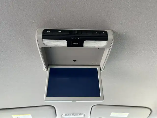 日産 セレナ 福岡県 2013(平25)年 7.9万km ブリリアントホワイトパール 純正ナビ/・フルセグTV/・FM/AM/・DISC/・Bluetooth/純正後席モニター/ETC/クルーズコントロール/プッシュスタート/スマートキー/ドアバイザー/純正フロアマット