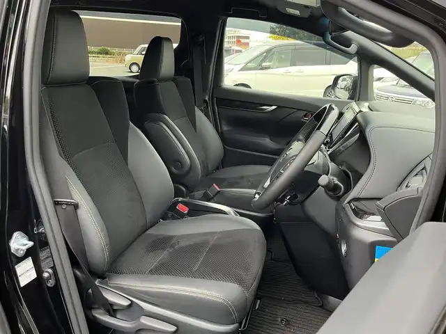 トヨタ アルファード S タイプゴールド 奈良県 2020(令2)年 3.9万km 黒 純正９型ディスプレイオーディオ　/純正12.1型フリップダウンモニター /パワーバックドア /AC100V /コンビステアリング /ハーフレザーシート /２列目オットマン /コーナーセンサー /フォグライト /３眼ヘッドライト