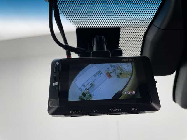 トヨタ ランドクルーザー プラド TX Lパッケージ マットブラED 千葉県 2023(令5)年 2.7万km ブラック Tコネクトナビ/　Bluetooth/Apple car play/Android Auto/サンルーフ/ルーフレール/トヨタセーフティセンス/レーダークルーズコントロール/レーンキープアシスト/衝突軽減ブレーキ/クリアランスソナー/アラウンドビューモニター/ブラインドスポットモニター/先行車発進警報/ロードサインアシスト/オートハイビーム/レザーシート/シートヒーター/エアーシート/パワーシート（前席）/7人乗り/前後ドラレコ/ビルトインETC2.0/LEDライト/フォグランプ/木目調ステアリング/フロアマット/ドアバイザー