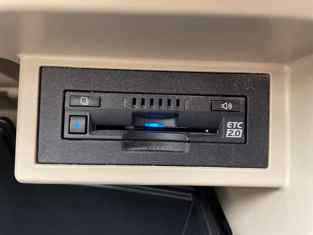 トヨタ ランドクルーザー プラド TX Lパッケージ マットブラED 千葉県 2023(令5)年 2.7万km ブラック Tコネクトナビ/　Bluetooth/Apple car play/Android Auto/サンルーフ/ルーフレール/トヨタセーフティセンス/レーダークルーズコントロール/レーンキープアシスト/衝突軽減ブレーキ/クリアランスソナー/アラウンドビューモニター/ブラインドスポットモニター/先行車発進警報/ロードサインアシスト/オートハイビーム/レザーシート/シートヒーター/エアーシート/パワーシート（前席）/7人乗り/前後ドラレコ/ビルトインETC2.0/LEDライト/フォグランプ/木目調ステアリング/フロアマット/ドアバイザー