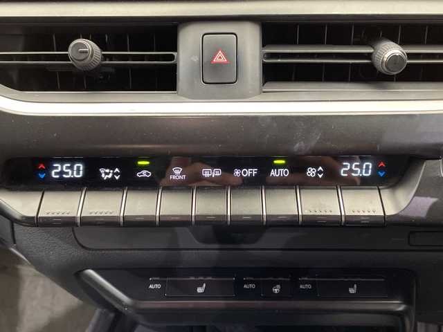 レクサス ＵＸ 250h バージョンC 栃木県 2020(令2)年 4万km ソニックチタニウム 純正メモリナビ/(CD/フルセグTV/Bluetooth/SD/AUX/USB)/バックカメラ/全方位カメラ/前後コーナーセンサー/レクサスセーフティシステム/ビルトインETC2.0/前後ドライブレコーダー/パワーシート/シートヒーター/メモリーシート/禁煙車/ステアリングヒーター/ブラインドスポットモニター/オートライト/LEDヘッドライト/パドルシフト/横滑り防止装置/フォグランプ/スマートキー/プッシュスタート/ステアリングスイッチ/革巻きステアリング/ウィンカーミラー/純正アルミホイール