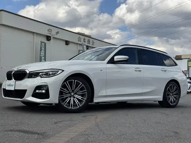 ＢＭＷ ３２０ｄ xDrive ツーリング Mスポーツ 千葉県 2020(令2)年 1.9万km アルピンホワイトⅢ インテリジェントセーフティー/レーダークルーズコントロール/レーンキープアシスト/ブライドスポットモニター/純正ナビ/Bluetooth/カープレイ/バックカメラ/前後ドライブレコーダー/ハーフレザーシート/D/N席シートヒーター/純正18インチAW/LEDライト/ETC/スマートキー