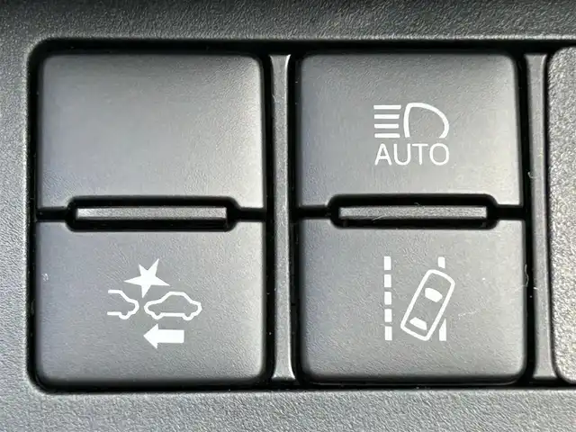 トヨタ シエンタ G 岩手県 2021(令3)年 2.8万km グレイッシュブルー 4WD/セーフティセンス/　　・プリクラッシュセーフティ/　　・緊急時操舵支援/　　・レーンディパーチャーアラート/　　・ロードサインアシスト/　　・ドライバー異常時対応システム/　　・プロアクティブドライビングアシスト/　　・先行車発進告知機能/社外HDDナビ/　　・CD/DVD/バックカメラ/両側パワースライドドア/LEDヘッドライト/シートヒーター/ステアリングスイッチ/USBポート/スマートキー/ETC