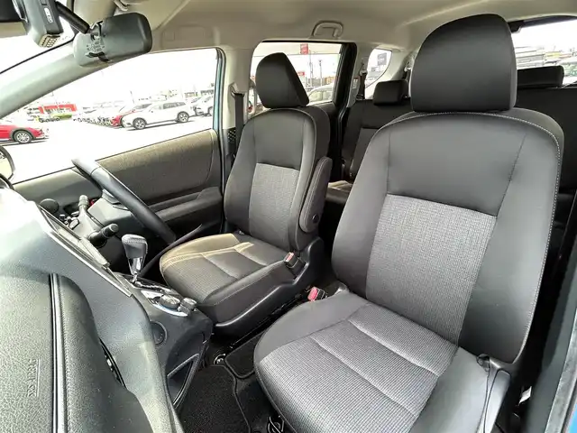 トヨタ シエンタ G 岩手県 2021(令3)年 2.8万km グレイッシュブルー 4WD/セーフティセンス/　　・プリクラッシュセーフティ/　　・緊急時操舵支援/　　・レーンディパーチャーアラート/　　・ロードサインアシスト/　　・ドライバー異常時対応システム/　　・プロアクティブドライビングアシスト/　　・先行車発進告知機能/社外HDDナビ/　　・CD/DVD/バックカメラ/両側パワースライドドア/LEDヘッドライト/シートヒーター/ステアリングスイッチ/USBポート/スマートキー/ETC