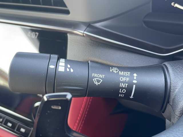 日産 フェアレディ Ｚ バージョンST 山口県 2025(令7)年 0.1万km ブリリアントホワイトパール/スーパーブラック 2トーン ワンオーナー/インテリジェント　クルーズコントロール/インテリジェント　エマージェンシーブレーキ/インテリジェントFCW（前方衝突予測警報）/BSW（後側方車両検知警報）/LDW（車線逸脱警報）/RCTA（後退時車両検知警報）/ふらつき警報/踏み間違い防止装置アシスト/シートヒーター/パワーシート/純正ナビ/バックカメラ/ハイビームアシスト/ハーフレザーシート/コーナーセンサー/パドルシフト/ETC2.0/BOSEスピーカー/純正１９インチアルミホイールタイヤ