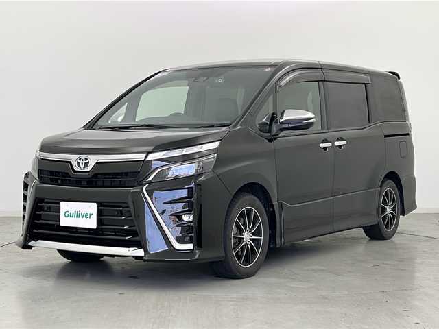 トヨタ ヴォクシー ZS 煌Ⅲ 宮城県 2020(令2)年 6.7万km イナズマスパーキングブラックガラスフレーク トヨタセーフティーセンス/・プリクラッシュセーフティー/・クルーズコントロール/・オートマチックハイビーム/・レーンディパーチャーアラート/社外9インチナビ（ALPINE）/・フルセグTV/・BT.CD/DVD.SD.USB/社外フリップダウンモニター（ALPINE）/バックカメラ/両側パワースライド/ステアリングスイッチ/社外AW/ビルトインETC/LEDヘッドライト/ドライブレコーダー（D/N)/スタッドレスタイヤ積込（純正AW）/プッシュスタート/スマートキー