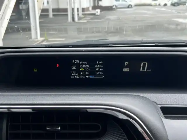 トヨタ アクア S スタイルブラック 静岡県 2018(平30)年 7万km ライムホワイトパールクリスタルシャイン トヨタセーフティセンス/純正SDナビ/・フルセグ/CD/DVD/Bluetooth/バックカメラ/ビルトインETC/ステアリングスイッチ/オートライト/スマートキー/・プッシュスタート/フォグランプ/ウインカーミラー/社外アルミホイール/ドアバイザー/電動格納ミラー