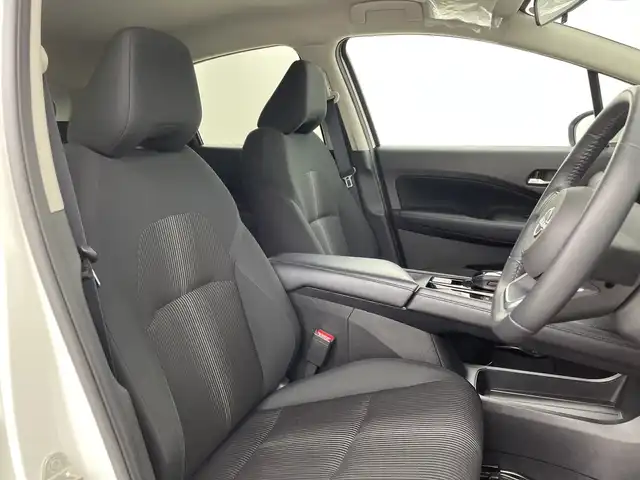 日産 ノート X FOUR 新潟県 2023(令5)年 1.5万km ピュアホワイトパール 4WD/ディスプレイオーディオ/　USB/Bluetooth/前席シートヒーター/ステアリングヒーター/LEDヘッドライト/オートライト/フォグランプ/革巻きステアリング/プッシュスタート/電動格納式ミラー/オートエアコン