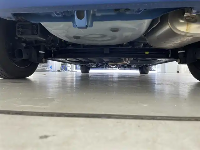 トヨタ シエンタ G 滋賀県 2018(平30)年 2.6万km コバルトブルーメタリック 禁煙車/純正ナビ(AM/FM/CD/フルセグ/Bluetooth)/ＥＴＣ/両側電動/クルーズコントロール/オートハイビーム/前後クリアランスソナー/アイドリングストップ/レーンキープアシスト/横滑り防止装置/衝突軽減システム/純正フロアマット/プッシュスタート/スマートキー×2