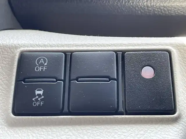 トヨタ シエンタ G 滋賀県 2018(平30)年 2.6万km コバルトブルーメタリック 禁煙車/純正ナビ(AM/FM/CD/フルセグ/Bluetooth)/ＥＴＣ/両側電動/クルーズコントロール/オートハイビーム/前後クリアランスソナー/アイドリングストップ/レーンキープアシスト/横滑り防止装置/衝突軽減システム/純正フロアマット/プッシュスタート/スマートキー×2