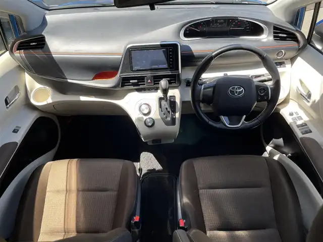 トヨタ シエンタ G 滋賀県 2018(平30)年 2.6万km コバルトブルーメタリック 禁煙車/純正ナビ(AM/FM/CD/フルセグ/Bluetooth)/ＥＴＣ/両側電動/クルーズコントロール/オートハイビーム/前後クリアランスソナー/アイドリングストップ/レーンキープアシスト/横滑り防止装置/衝突軽減システム/純正フロアマット/プッシュスタート/スマートキー×2