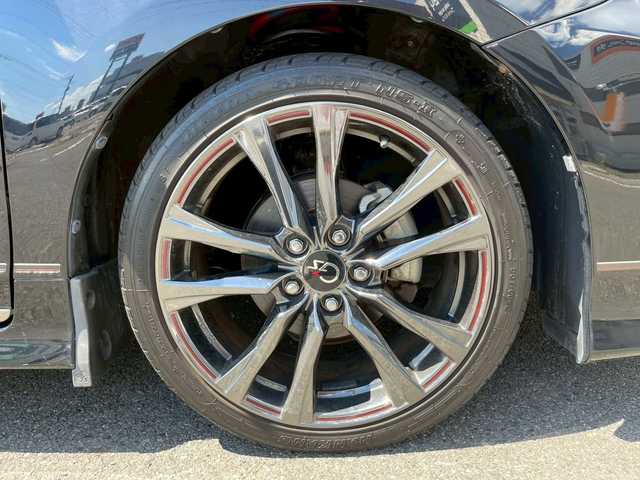 トヨタ プリウス α S ツーリングセレクション G’s 岩手県 2015(平27)年 8.9万km アティチュードブラックマイカ 純正SDナビ/（フルセグTV/CD/DVD/Bluetooth）/バックカメラ/ステアリングリモコン/社外レーダー/ドライブレコーダー/LEDデイライト/LEDヘッドライト/ビルドインETC/G’s専用純正アルミホイール