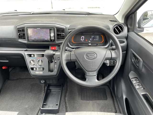 ダイハツ ミラ イース L SAⅢ 大阪府 2018(平30)年 3.9万km スカイブルーメタリック 社外7インチナビ(FM/AM/フルセグ/BT)/ドライブレコーダー(HDR-352GH)/バックカメラ/コーナーセンサー/横滑り防止装置/衝突被害軽減システム/ETC/スペアキー1本/保証書/取扱説明書