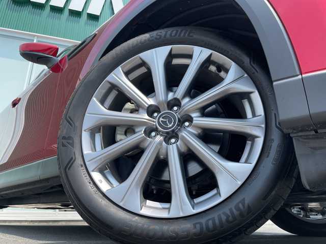 マツダ ＣＸ－６０ XD エクスクルーシブモード 神奈川県 2023(令5)年 0.7万km ソウルレッドクリスタルM 純正ＳＤナビ　Bluetooth/appleCarPlay/AndroidAuto/全方位カメラ/サンルーフ/フルセグＴＶ/電動リアゲート/純正ドライブレコーダー/ワイヤレス充電/追従走行付きクルーズコントロール/前席パワーシート/前席シートヒーター/前席エアシート/１００Ｖ/１５０Ｖコンセント/タイプＣコネクタ/ステアリングヒーター/クリアランスソナー/ブラインドスポットモニター/ダウンヒルアシストコントロール/衝突被害軽減システム/トラクションコントロールシステム/純正アルミホイール/純正フロアマット