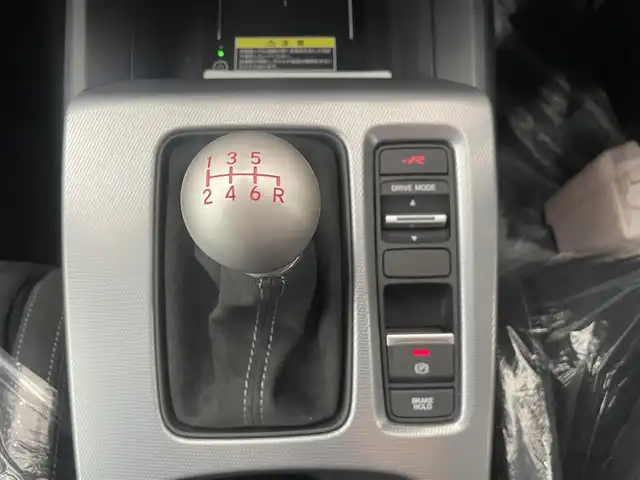 ホンダ シビック タイプR レーシングブラックPKG 神奈川県 2025(令7)年 0.1千km フレームレッド 走行距離10km/1オーナー/オプション/・プレミアムフロアマット/・ユーロホーン/・純前後車内カメラドライブレコーダー/・ハイドロコーティング/ワイヤレススマホ充電/ホンダシンシング/・衝突軽減ブレーキ/・踏み間違え衝突軽減ブレーキ/・路外逸脱抑制機能/・オートハイビーム/・パーキングセンサー/純正ディスプレイオーディオ/・ナビゲーション/・フルセグTV/・AppleCarPlay/AndroidAuto/・車内Wi-Fi/・バックカメラ/スマートキーX2/新車時手帳、取説