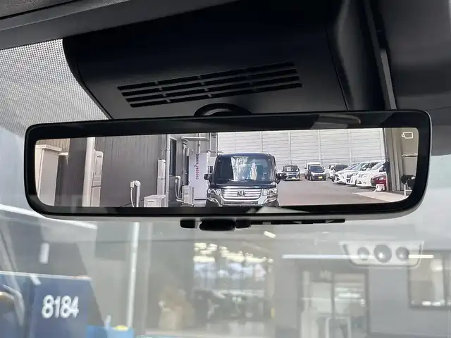 トヨタ アルファード Z 滋賀県 2025(令7)年 0.3万km プラチナホワイトパールマイカ 純正１４インチナビ/(USB/Bluetooth/HDMI/Miracast/フルセグTV)/左右独立ムーンルーフ/パノラミックビューモニター/ETC/デジタルインナーミラー/レーダークルーズコントロール/ブラインドスポットモニター/ワイヤレス充電/前後ドライブレコーダー/両側パワースライドドア/パワーバックドア/ステアリングヒーター/パワーシート/シートメモリー/シートヒーター/シートベンチレーション/ヘッドアップディスプレイ/LEDヘッドライト