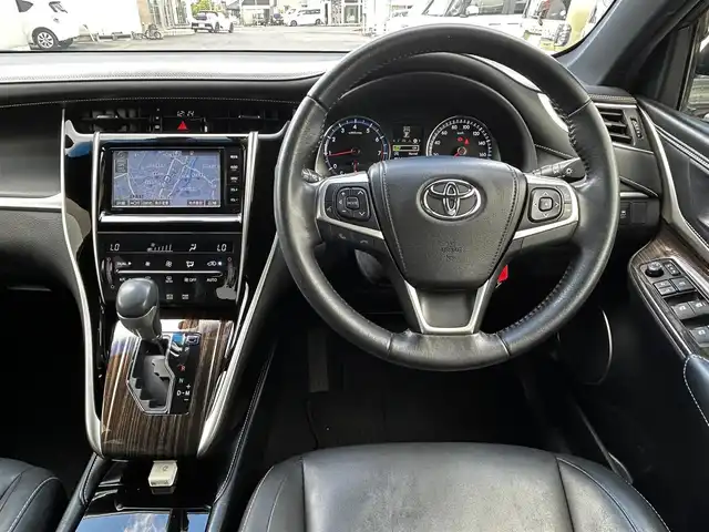 トヨタ ハリアー エレガンス 福島県 2014(平26)年 5.3万km ホワイトパールクリスタルシャイン 純正ナビ/ＡＭ／ＦＭ／ＣＤ／ＤＶＤ/Ｂｌｕｅｔｏｏｔｈ/フルセグＴＶ/バックカメラ/ハーフレザーシート/パワーシート/LEDオートライト/フォグランプ/プッシュスタート/ドライブレコーダー/カーテンエアバッグ/ミュージックサーバー/ビルトインETC