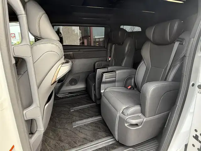 トヨタ アルファードハイブリット Z 香川県 2023(令5)年 2.8万km プラチナホワイトパールマイカ 純正メモリナビ/(フルセグ/Bluetooth/USB)/トヨタセーフティセンス/・アラウンドビューモニター/・レーダークルーズコントロール/・オートマチックハイビーム/・プリクラッシュセーフティ/・レートレーシングアシスト/・VSC/・BSM/左右独立ムーンルーフ/両側パワースライドドア/黒革シート/前席パワーシート/前席シートヒーター/オットマン/電動格納サードシート/電動リアゲート/置くだけ充電/LEDヘッドライト/前後コーナーセンサー/純正18インチアルミ