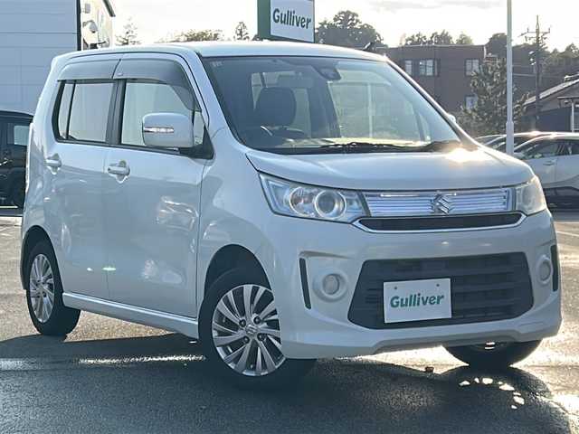 スズキ ワゴンＲ スティングレー X 石川県 2014(平26)年 6.5万km クリスタルホワイトP プリクラッシュ/純正SDナビ/【Bluetooth・AM・FM・ワンセグTV・USB・HDMI・iPod・video】/バックカメラ/フロントグリルイルミネーション/LEDヘッドライト/・フォグランプ/・オートライト/純正アルミホイール/純正フロアマット/ステアリングリモコン/シートヒーター/エンジンプッシュスタート/・スマートキー/ETC