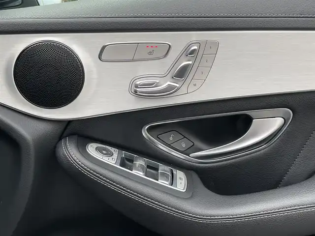 メルセデス・ベンツ ＧＬＣ２５０ 4マチック スポーツ 静岡県 2016(平28)年 8.8万km カバンサイトブルー レーダーセーフティパッケージ/ＡＣＣ　/ＨＵＤ/パークトロニック/純正ナビ　/地デジ　/３６０度カメラ　/半革シート　/メモリー付きＰＷシート　/シートヒーター/PWリアゲート/インテリジェントライト　/ＡＭＧ１９インチＡＷ　/スペアキー/保証書/取説