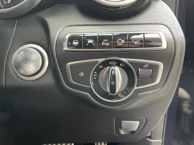 メルセデス・ベンツ ＧＬＣ２５０ 4マチック スポーツ 静岡県 2016(平28)年 8.8万km カバンサイトブルー レーダーセーフティパッケージ/ＡＣＣ　/ＨＵＤ/パークトロニック/純正ナビ　/地デジ　/３６０度カメラ　/半革シート　/メモリー付きＰＷシート　/シートヒーター/PWリアゲート/インテリジェントライト　/ＡＭＧ１９インチＡＷ　/スペアキー/保証書/取説