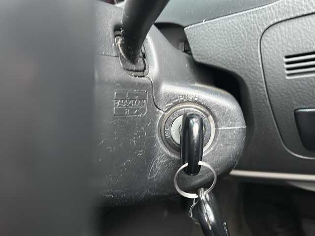 トヨタ アルファード Ｖ AS プレミアム アルカンターラ 富山県 2004(平16)年 12.1万km ホワイトパールマイカ ツインサンルーフ/両側パワースライドドア/純正HDDナビ(NHDT-W54V)/DVD再生/バックカメラ/ETC/純正17インチAW/後席モニター(V7T-R54)/電格ドアミラー/キーレスエントリー/HIDヘッドライト/フォグ/純正フロアマット/皮巻きステアリング/純正ドアバイザー/ISOFIX対応/ステアリングスイッチ/バニティミラー(D/N)/保証書・スペアキー×２