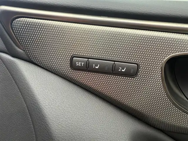 日産 スカイライン 400R 愛知県 2019(令1)年 4万km カーマインレッド /禁煙//ワンオーナー//BOSEサウンド//メーカーナビ//フルセグ//TVキャンセラー//CD/DVD/BT/SD/USB/iPod/AM/FM//AppleCarPlay/AndroidAuto//アラウンドビューモニター//ドライブレコーダー//ビルトインETC//純正19AW//黒革//メモリ付きパワーシート//シートヒーター//オートリトラウィンカーミラー//LEDオートライト/フォグランプ//革巻きステアリング//ステアリングスイッチ//パドルシフト//コーナーセンサー//エマージェンシーブレーキ//LDW/BSI/BSM//レーダークルーズコントロール//スマートキー//プッシュスタート//純正フロアマット//保証書//取扱説明書//ディーラー記録簿//スペアキー