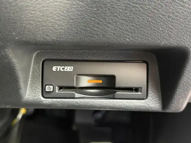 日産 スカイライン 400R 愛知県 2019(令1)年 4万km カーマインレッド /禁煙//ワンオーナー//BOSEサウンド//メーカーナビ//フルセグ//TVキャンセラー//CD/DVD/BT/SD/USB/iPod/AM/FM//AppleCarPlay/AndroidAuto//アラウンドビューモニター//ドライブレコーダー//ビルトインETC//純正19AW//黒革//メモリ付きパワーシート//シートヒーター//オートリトラウィンカーミラー//LEDオートライト/フォグランプ//革巻きステアリング//ステアリングスイッチ//パドルシフト//コーナーセンサー//エマージェンシーブレーキ//LDW/BSI/BSM//レーダークルーズコントロール//スマートキー//プッシュスタート//純正フロアマット//保証書//取扱説明書//ディーラー記録簿//スペアキー