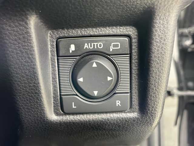 トヨタ クラウン ハイブリッド RS アドバンス Four 道央・札幌 2018(平30)年 8.2万km プレシャスブラックパール ・4WD/・純正ナビ&TV&CD&DVD&BT&SD&Miracast/・全方位カメラ/・サンルーフ/・トヨタセーフティセンス/・レーダークルーズコントロール/・レザーシート/・メモリー付きシート/・前席シートヒーター/・前席ベンチレーション/・ステアリングヒーター/・純正エンジンスターター/・社外ドライブレコーダー/・LEDヘッドライト/・オートライト/・スマートキー/・スペアキー/・純正AW付夏タイヤ積込