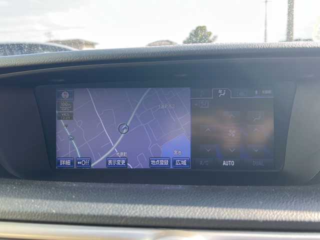 レクサス ＧＳ 450h Iパッケージ 香川県 2012(平24)年 5.7万km ソニックシルバー 登録時走行距離：56216km/純正ナビゲーション/【AM/FM/BT/フルセグ/CD/DVD】/バックカメラ/ブラインドスポットモニター/衝突被害軽減システム/車線逸脱防止支援システム/レーダークルーズコントロール/誤発進抑制制御機能/横滑り防止装置/ステアリングリモコン/ビルトインETC/シートヒーター/エアシート/パワーシート/純正17インチアルミホイール/純正フロアマット/LEDヘッドライト/フォグランプ/オートヘッドライト/スマートキー/プッシュスタート