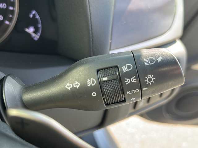 レクサス ＧＳ 450h Iパッケージ 香川県 2012(平24)年 5.7万km ソニックシルバー 登録時走行距離：56216km/純正ナビゲーション/【AM/FM/BT/フルセグ/CD/DVD】/バックカメラ/ブラインドスポットモニター/衝突被害軽減システム/車線逸脱防止支援システム/レーダークルーズコントロール/誤発進抑制制御機能/横滑り防止装置/ステアリングリモコン/ビルトインETC/シートヒーター/エアシート/パワーシート/純正17インチアルミホイール/純正フロアマット/LEDヘッドライト/フォグランプ/オートヘッドライト/スマートキー/プッシュスタート