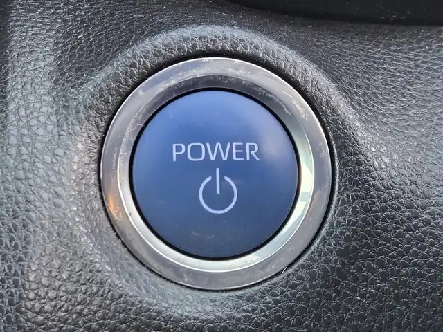 トヨタ ヤリスクロス ハイブリッド GRスポーツ 東京都 2023(令5)年 2.3万km ブラックマイカ 純正ディスプレイオーディオ/パノラミックビューモニター/ハーフレザーシート/シートヒーター/ステアリングヒーター/LEDヘッドライト/オートライト/スマートキー/Toyota Safety Sense/・プリクラッシュセーフティ/・レーントレーシングアシスト/・レーダークルーズコントロール/・オートマチックハイビーム/・ブラインドスポットモニター