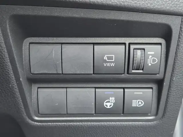 トヨタ ヤリスクロス ハイブリッド GRスポーツ 東京都 2023(令5)年 2.3万km ブラックマイカ 純正ディスプレイオーディオ/パノラミックビューモニター/ハーフレザーシート/シートヒーター/ステアリングヒーター/LEDヘッドライト/オートライト/スマートキー/Toyota Safety Sense/・プリクラッシュセーフティ/・レーントレーシングアシスト/・レーダークルーズコントロール/・オートマチックハイビーム/・ブラインドスポットモニター