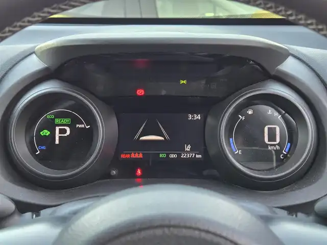 トヨタ ヤリスクロス ハイブリッド GRスポーツ 東京都 2023(令5)年 2.3万km ブラックマイカ 純正ディスプレイオーディオ/パノラミックビューモニター/ハーフレザーシート/シートヒーター/ステアリングヒーター/LEDヘッドライト/オートライト/スマートキー/Toyota Safety Sense/・プリクラッシュセーフティ/・レーントレーシングアシスト/・レーダークルーズコントロール/・オートマチックハイビーム/・ブラインドスポットモニター