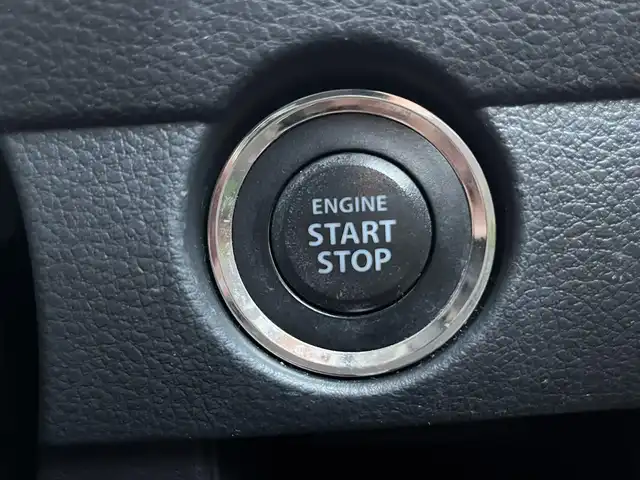 スズキ ハスラー F リミテッド Ⅱ 栃木県 2018(平30)年 8.8万km ブルーイッシュブラックパール/シルバー2トーン (株)IDOMが運営する【じしゃロン宇都宮店】の自社ローン対象車両になります。こちらは現金ご利用時の価格です。自社ローンご希望の方は別途その旨お申付け下さい。/シートヒーター/スマートキー/プッシュボタンスタート/ＨＩＤヘッドライト/オートライト/衝突軽減ブレーキ/電動格納ミラー/アイドリングストップ/フロアマット